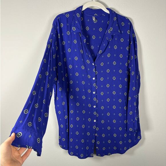 Free People Purple Button Down Medallion Print Blouse Size Medium - Picture 5 of 13